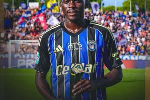 记者:外租比萨期间表现出色,国米球探现场考察小将阿金桑米罗